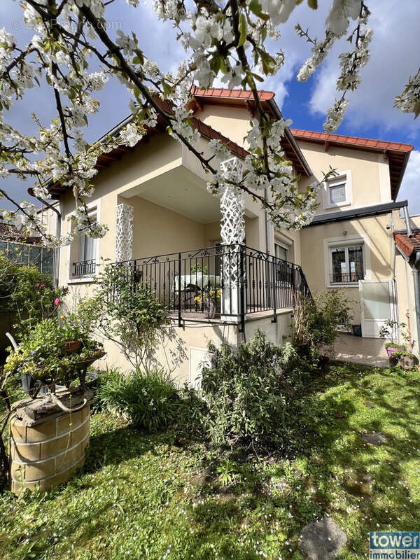 Maison à DRANCY