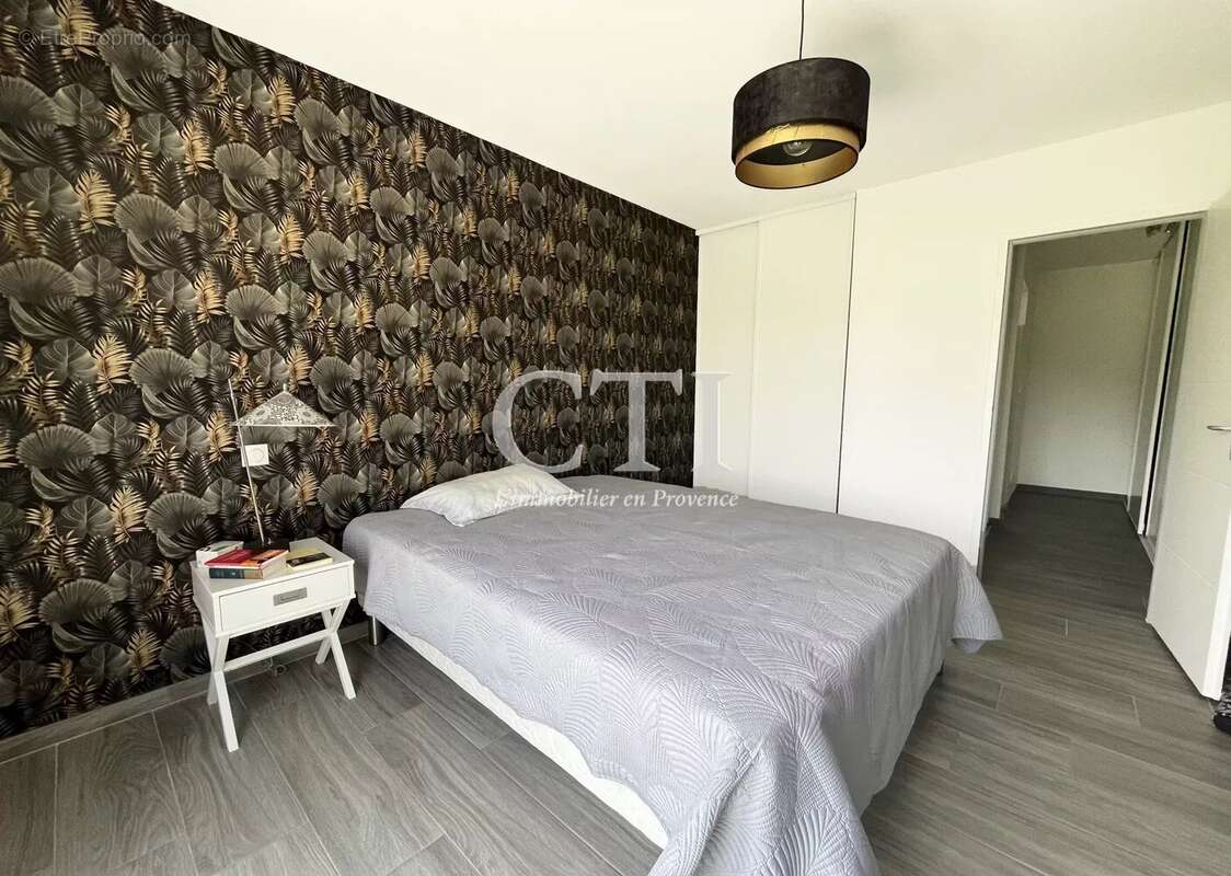 Maison à VAISON-LA-ROMAINE