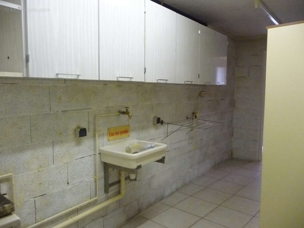 Maison à SAINT-ROMAIN-LE-PUY