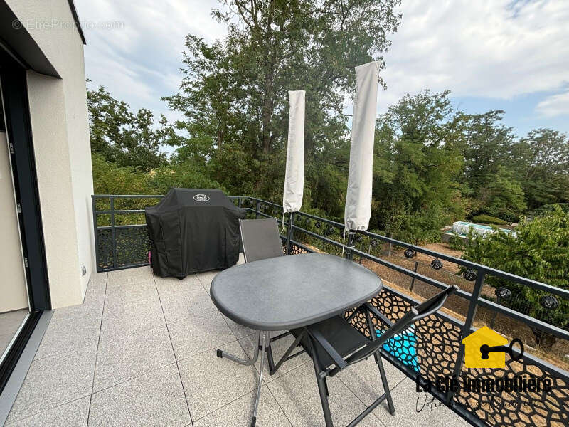Bartenheim   Superbe appartement 4 pièces de 84 m2 avec balcon, garage, cave et parking - photo 13