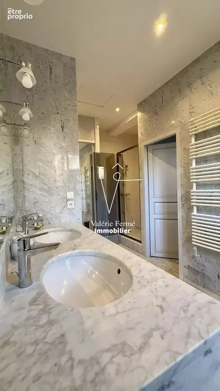 Elégante Maison Familiale: 5 chambres, Double-garage- Proche Golf Bordelais-Bordeaux - photo 16