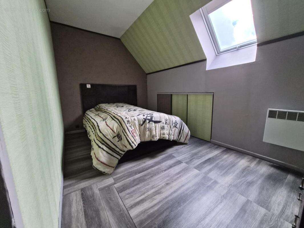 Maison à CREPY-EN-VALOIS