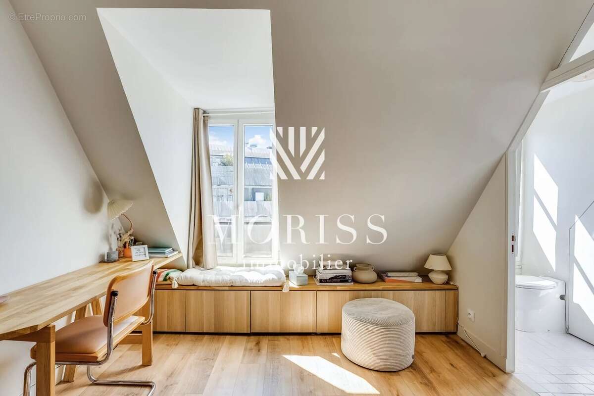 Appartement à PARIS-18E