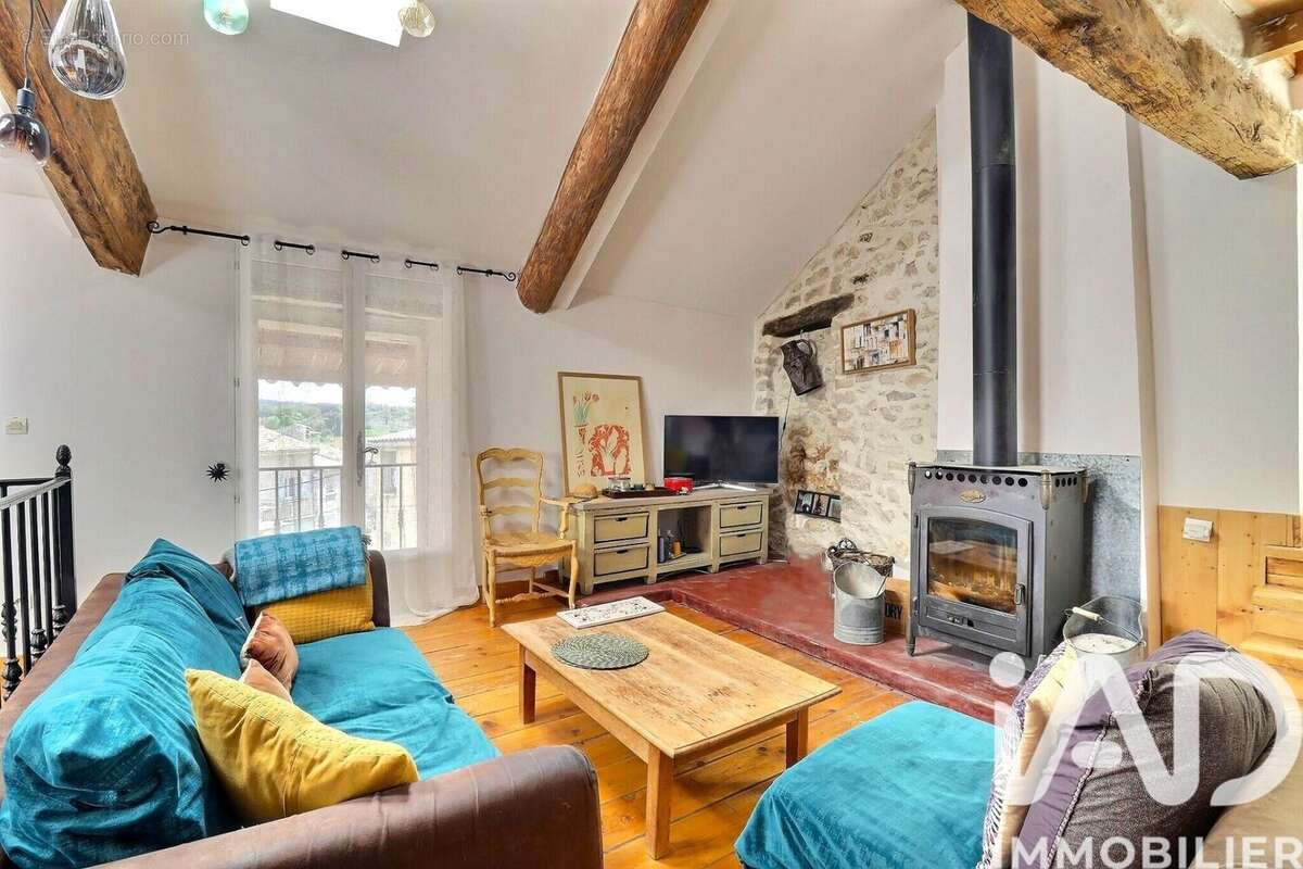 Maison 151 m² à Revest-Du-Bion  - photo 5