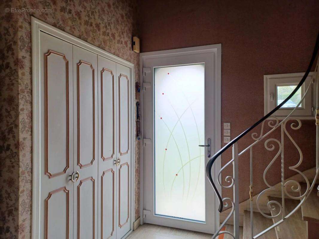 Maison à CLEDEN-POHER