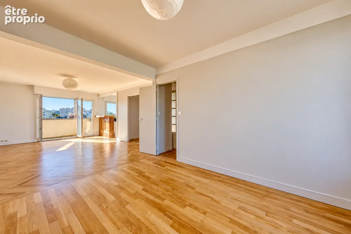 Appartement T4 - Jeanne d'Arc - photo 2