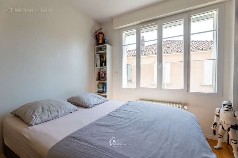 PAU (64) secteur Trespoey / Parc Beaumont - À VENDRE - Appartement T4 entièrement rénové avec garage - photo 7