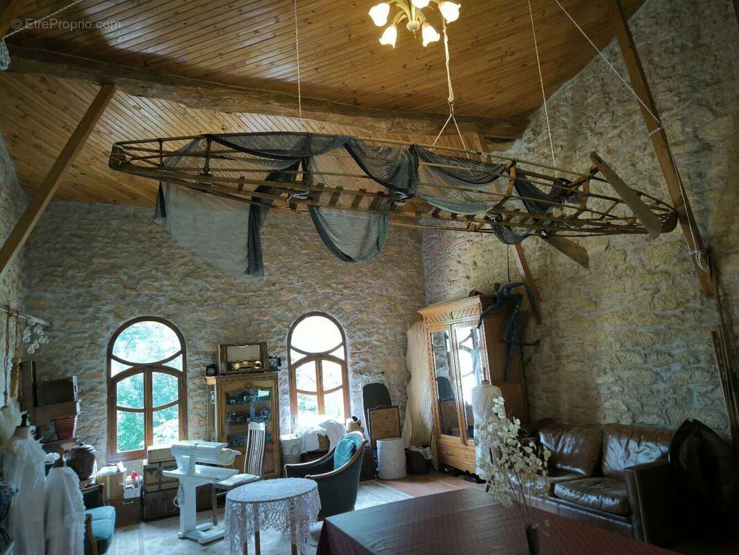 Bel ensemble immobilier  10 ' Mirepoix - photo 2