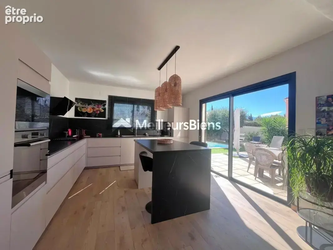 Villa 3 faces 161m² - photo 7