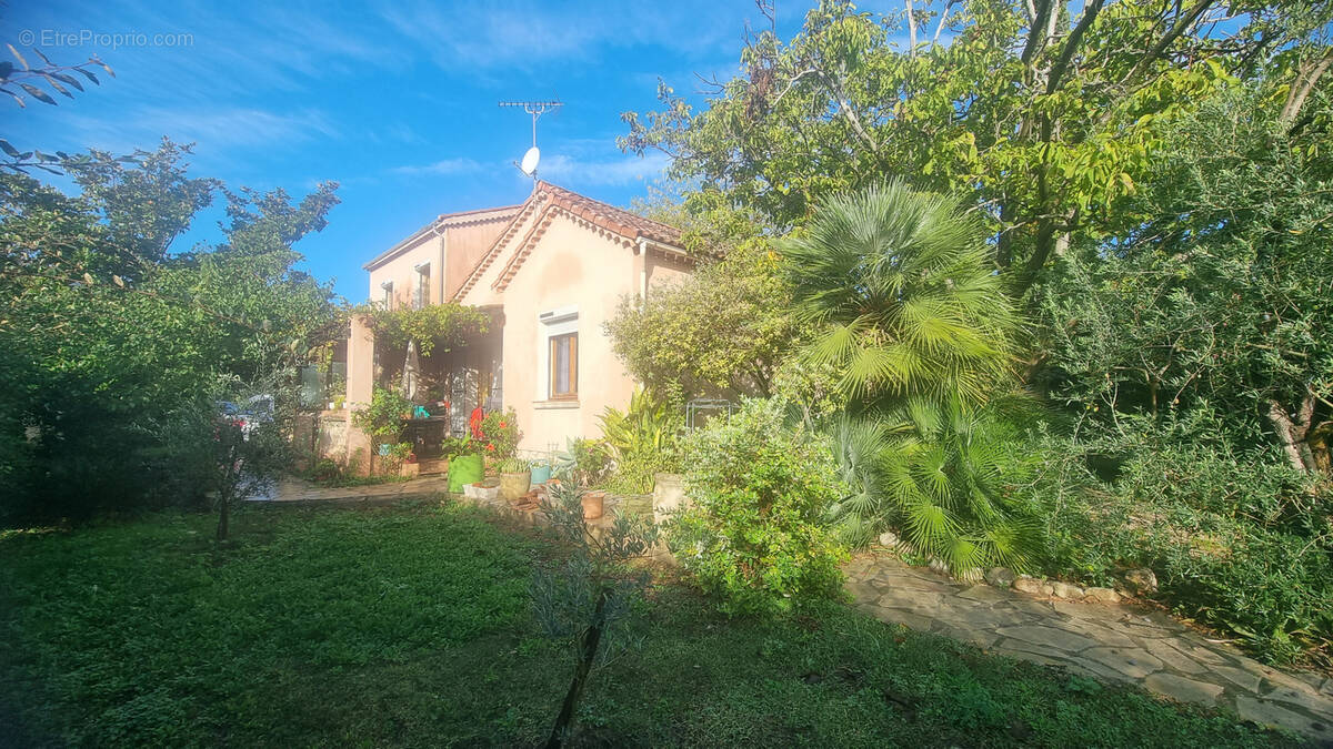 Maison à LA FARLEDE