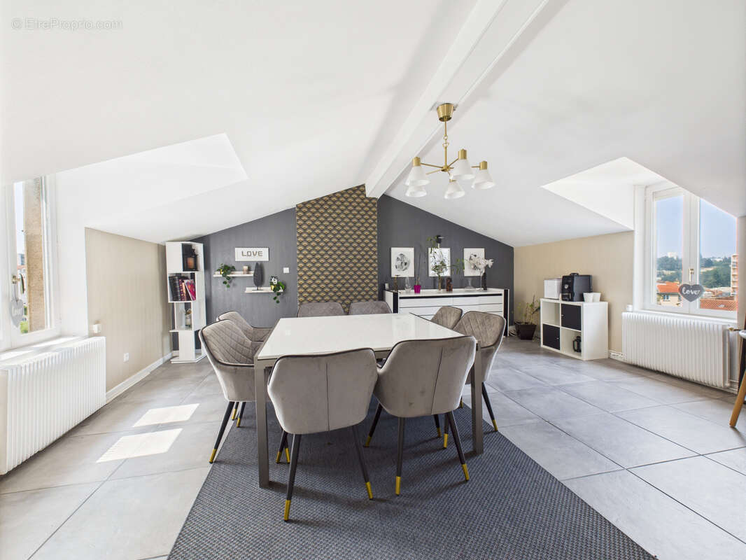 Maison à SAINT-ETIENNE