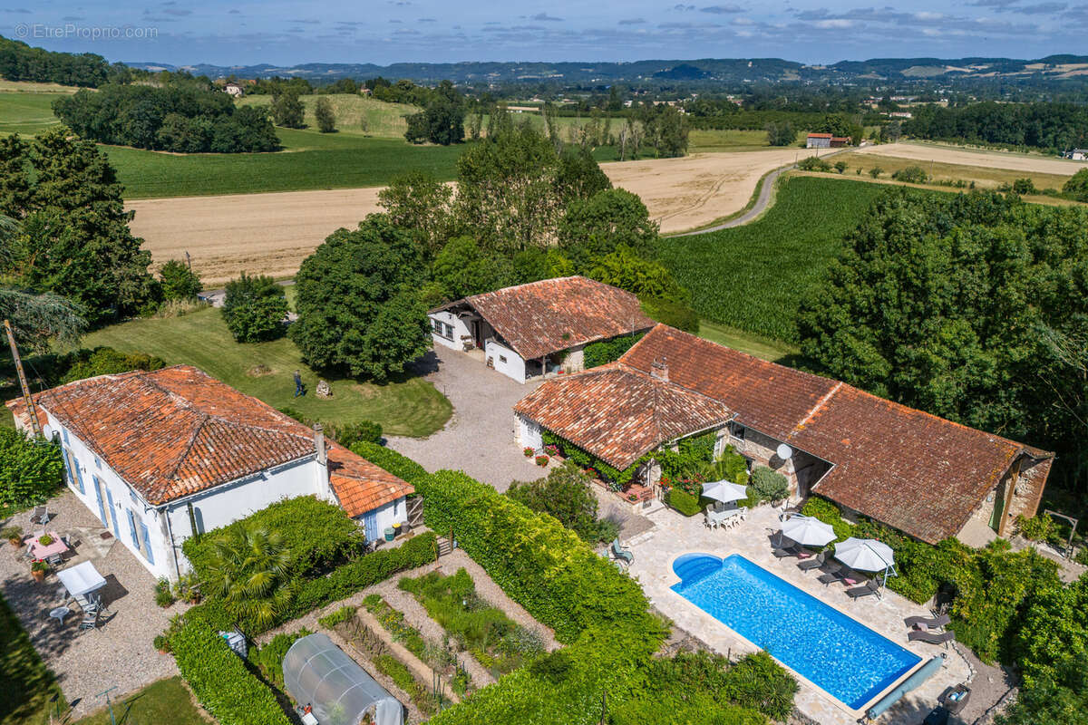 Maison à LE TEMPLE-SUR-LOT
