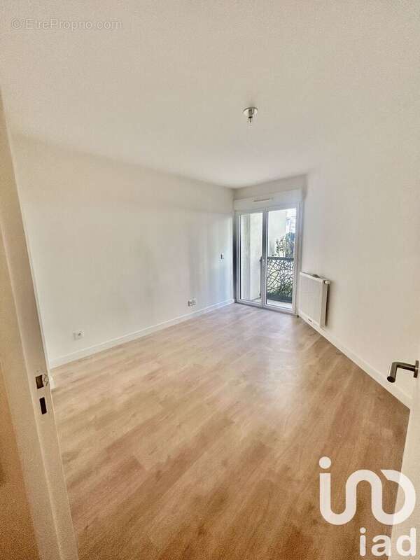Photo 7 - Appartement à COURBEVOIE