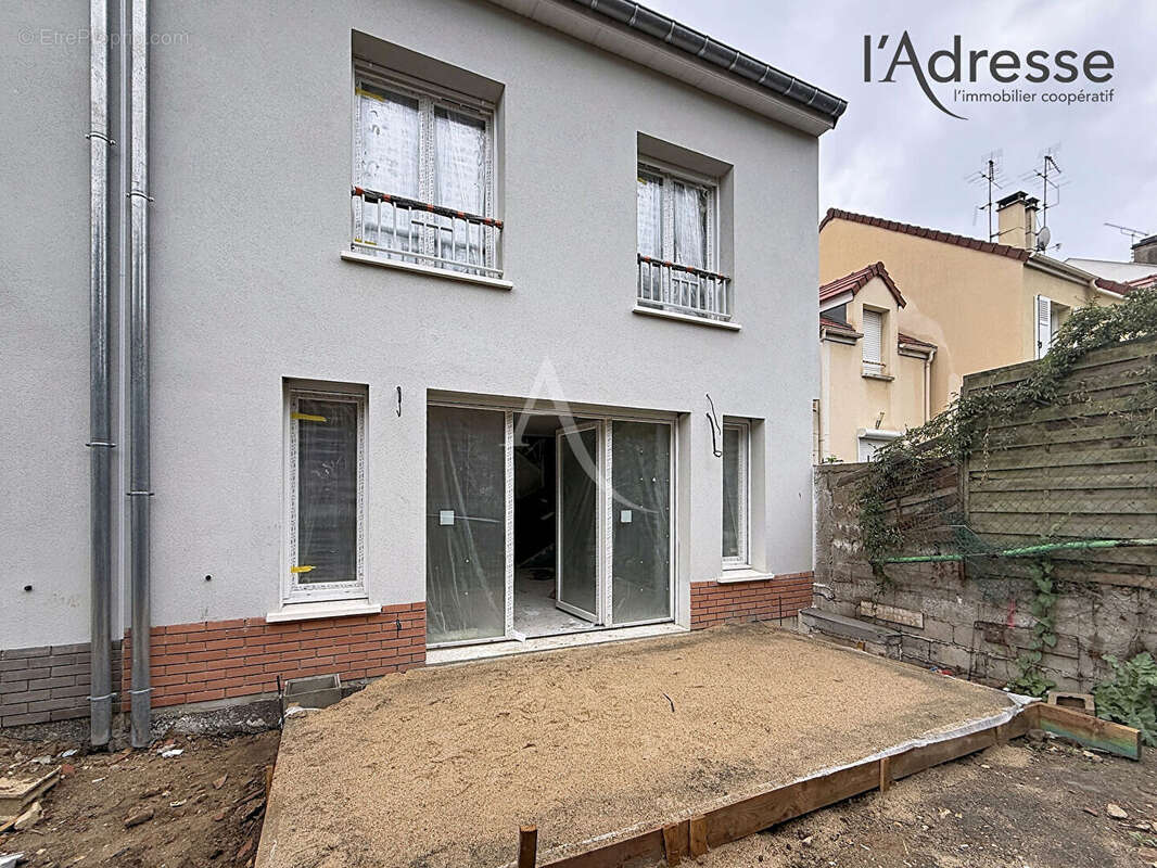 Appartement à SURESNES
