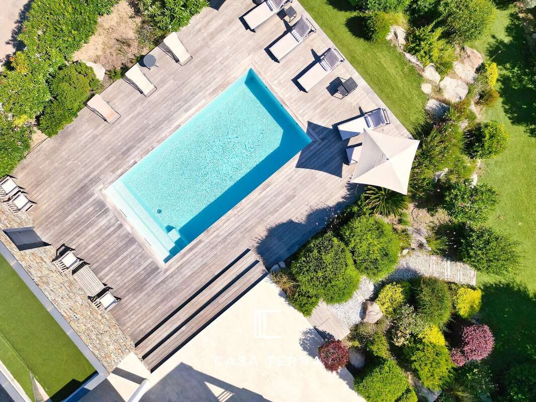 Maison à PORTO-VECCHIO