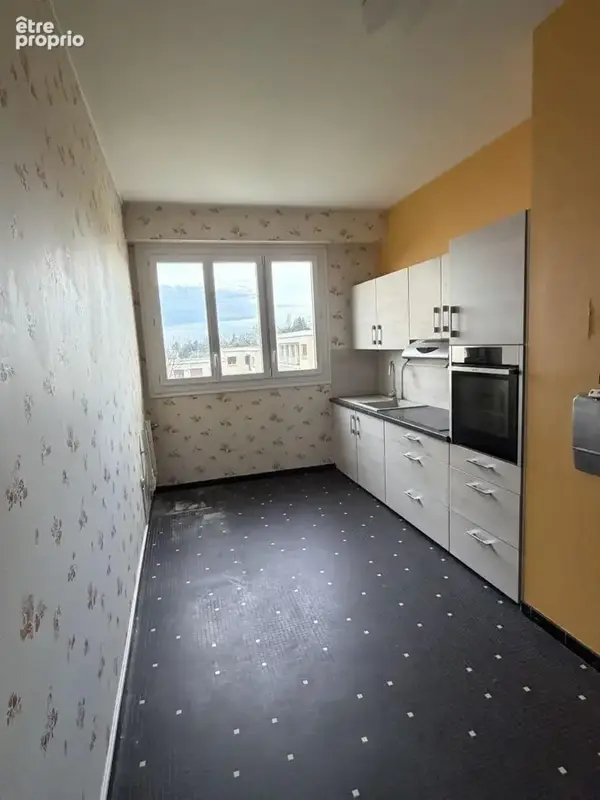 Appartement 4 pièces 105 m² à vendre à Cholet (49300) - photo 4