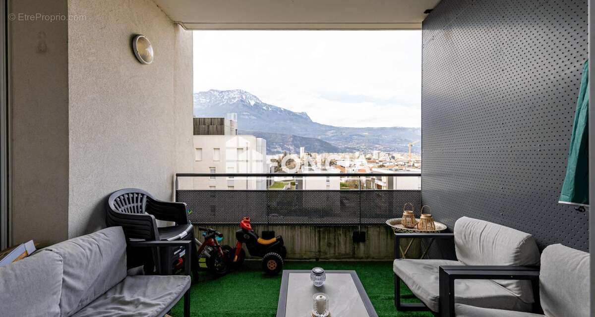 Appartement à ECHIROLLES