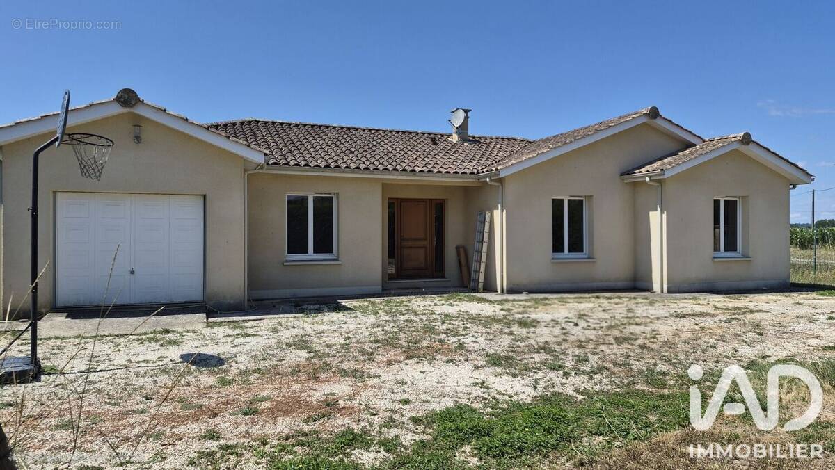 Photo 1 - Maison à SAINT-MAGNE-DE-CASTILLON