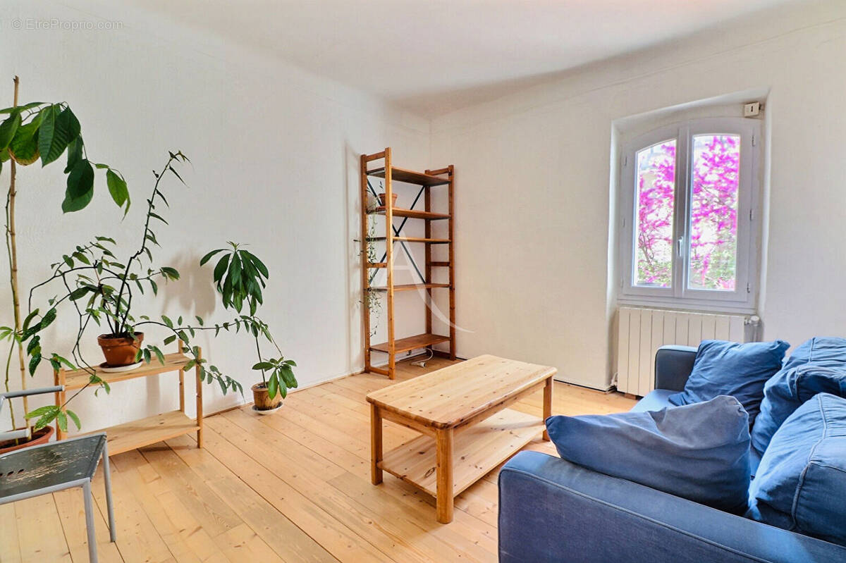 Appartement à MARSEILLE-12E