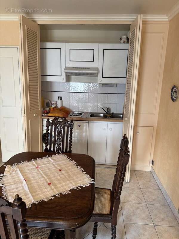 Appartement à PARIS-12E