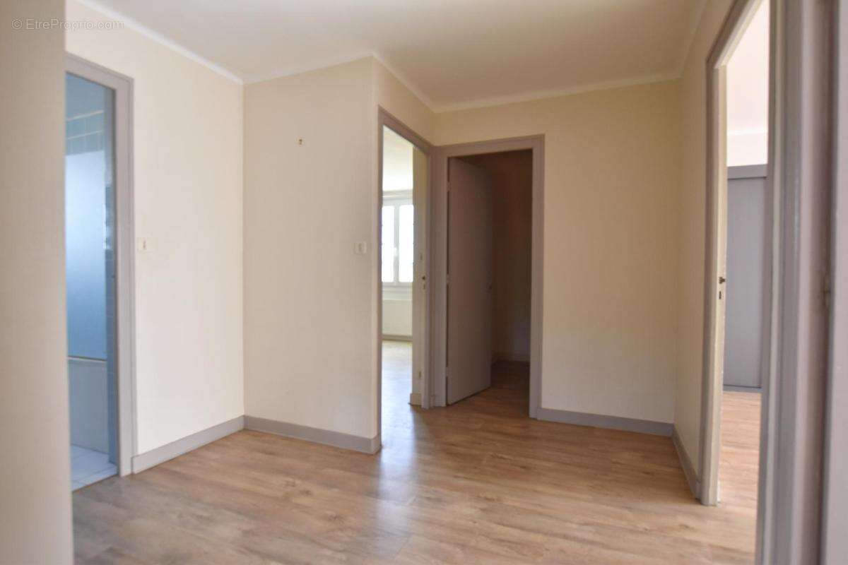 Maison à PLONEVEZ-PORZAY