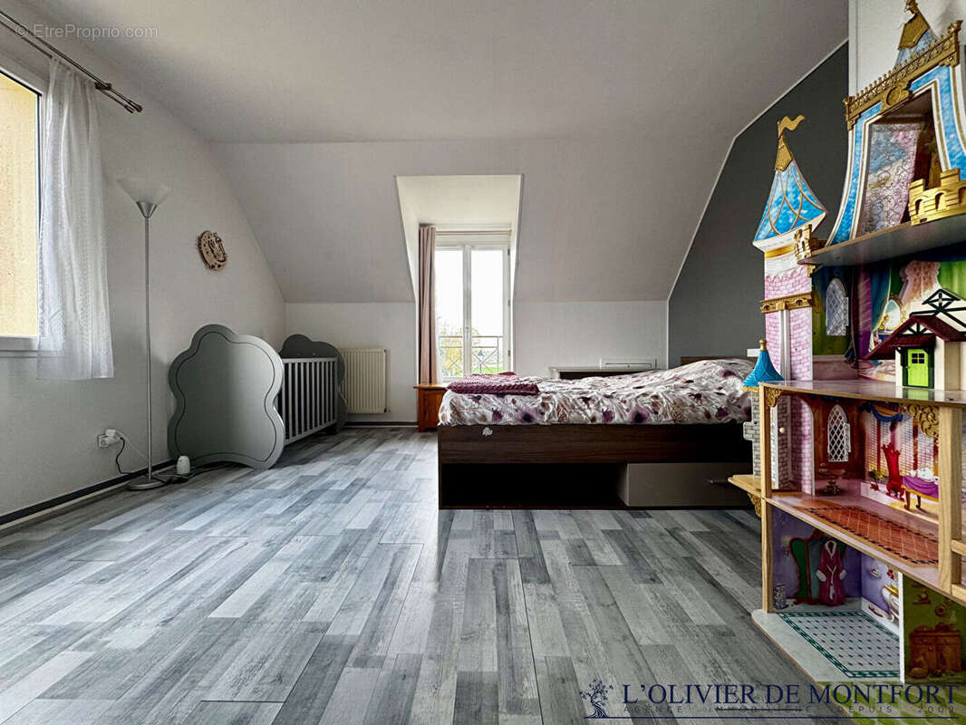 Maison à MONTFORT-L'AMAURY