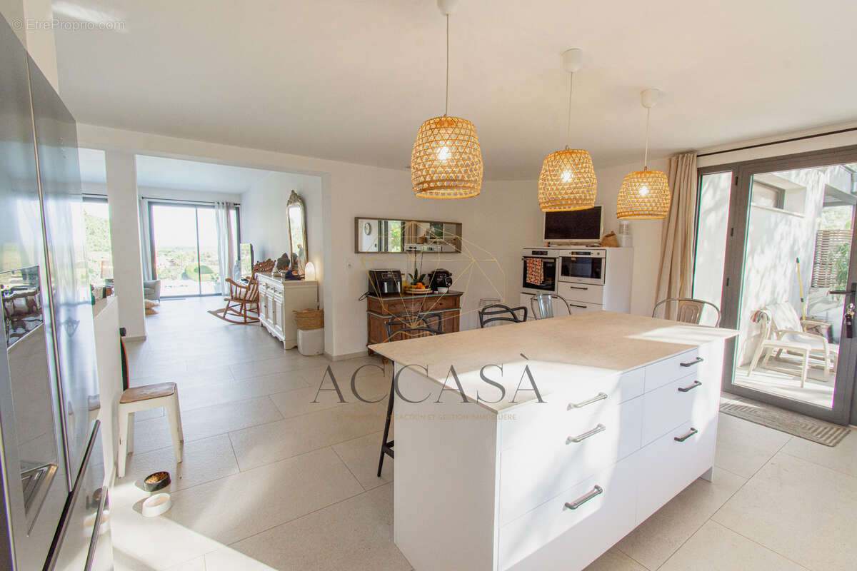 Maison à PORTO-VECCHIO