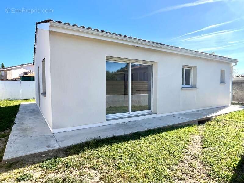 Maison à LE PIAN-MEDOC