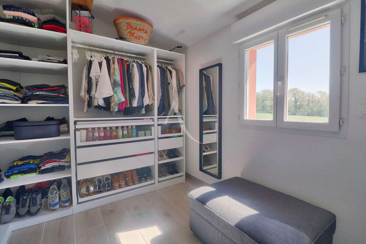 Maison à GREOUX-LES-BAINS