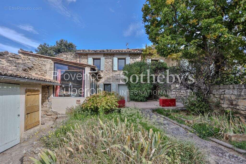 Maison et son annexe au cœur de Gordes - photo 3