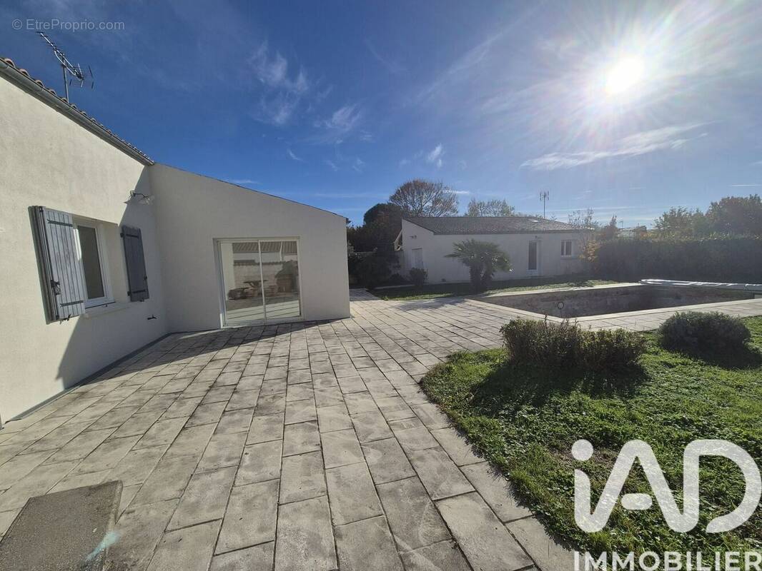 Photo 1 - Maison à CLAVETTE