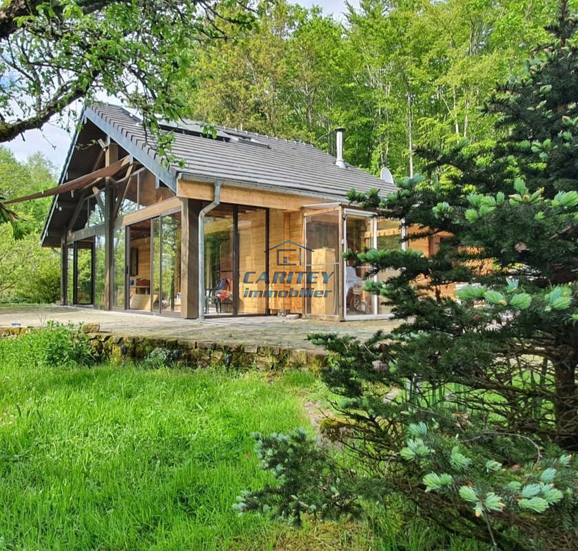 Maison à LA BRUYERE