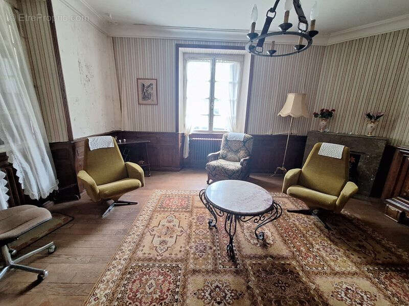 Maison à SOUSCEYRAC