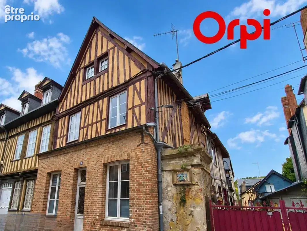 Maison à BERNAY