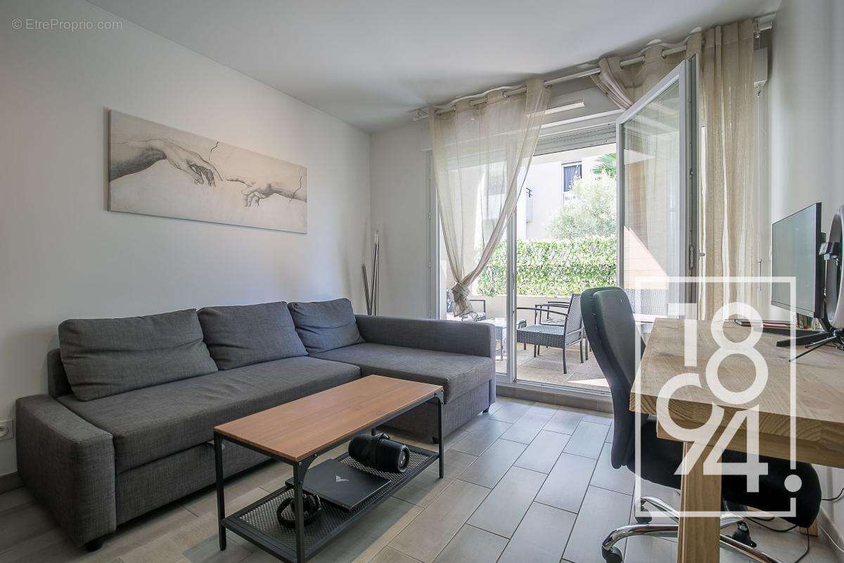 Appartement à MARSEILLE-9E