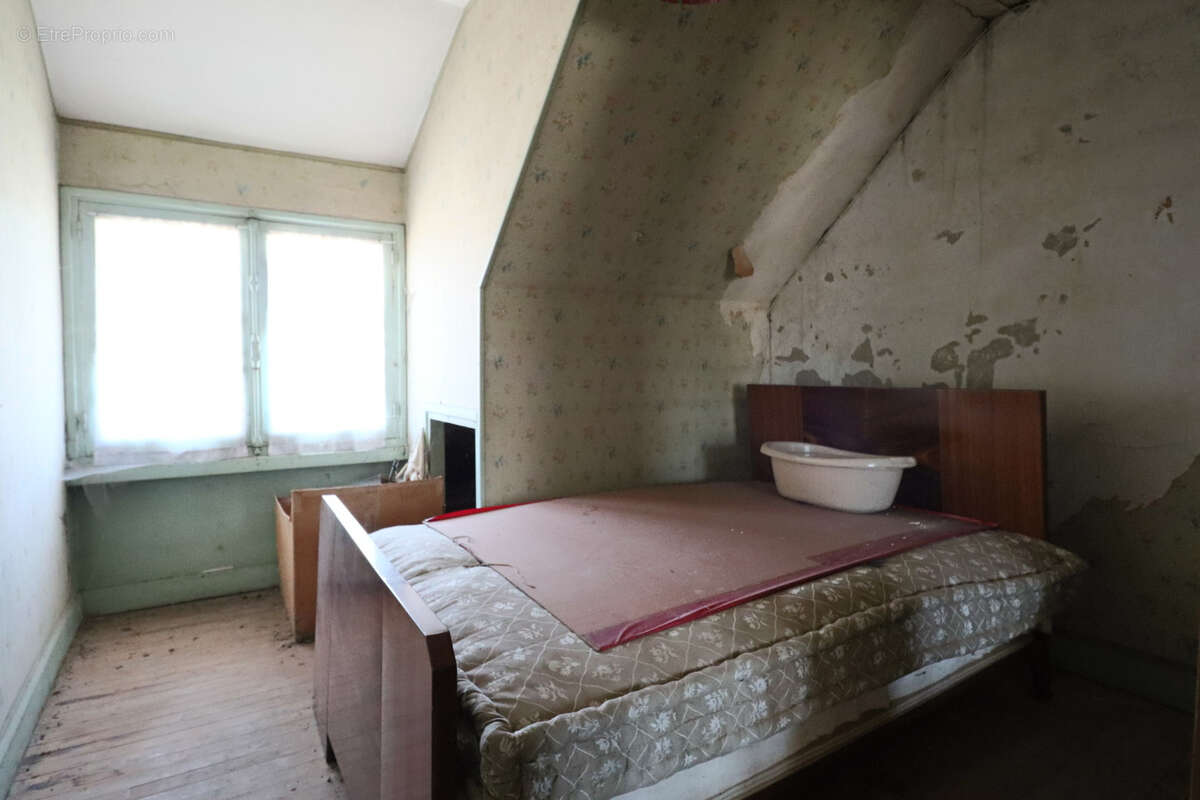 Appartement à SAINT-SAUVES-D&#039;AUVERGNE