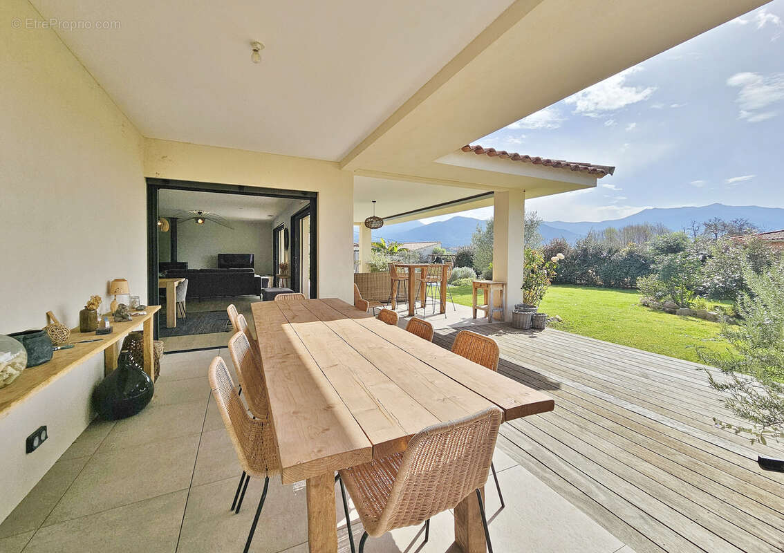 Maison à BASTELICACCIA