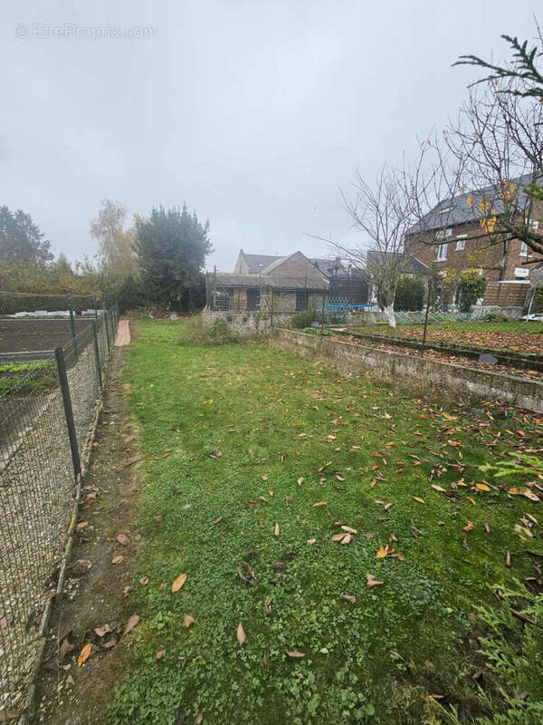 Maison à MONT-D&#039;ORIGNY