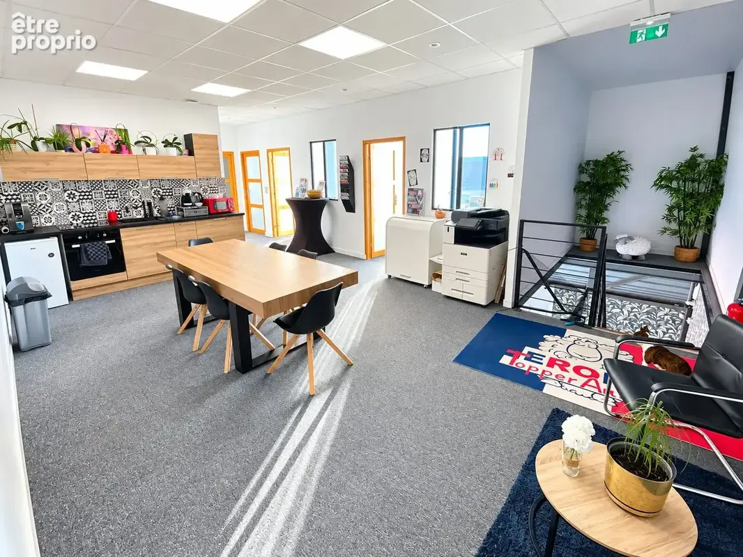 Commerce 435 m² à vendre à Rosieres-Pres-Troyes (10430) - photo 3