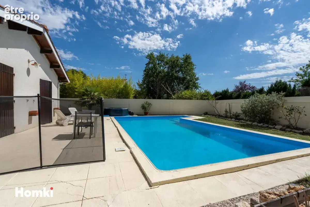 Maison/Villa T4 de 142 m² + T2 indépendant de 20 m² à Saint-Médard-en-Jalles 33160 - photo 19