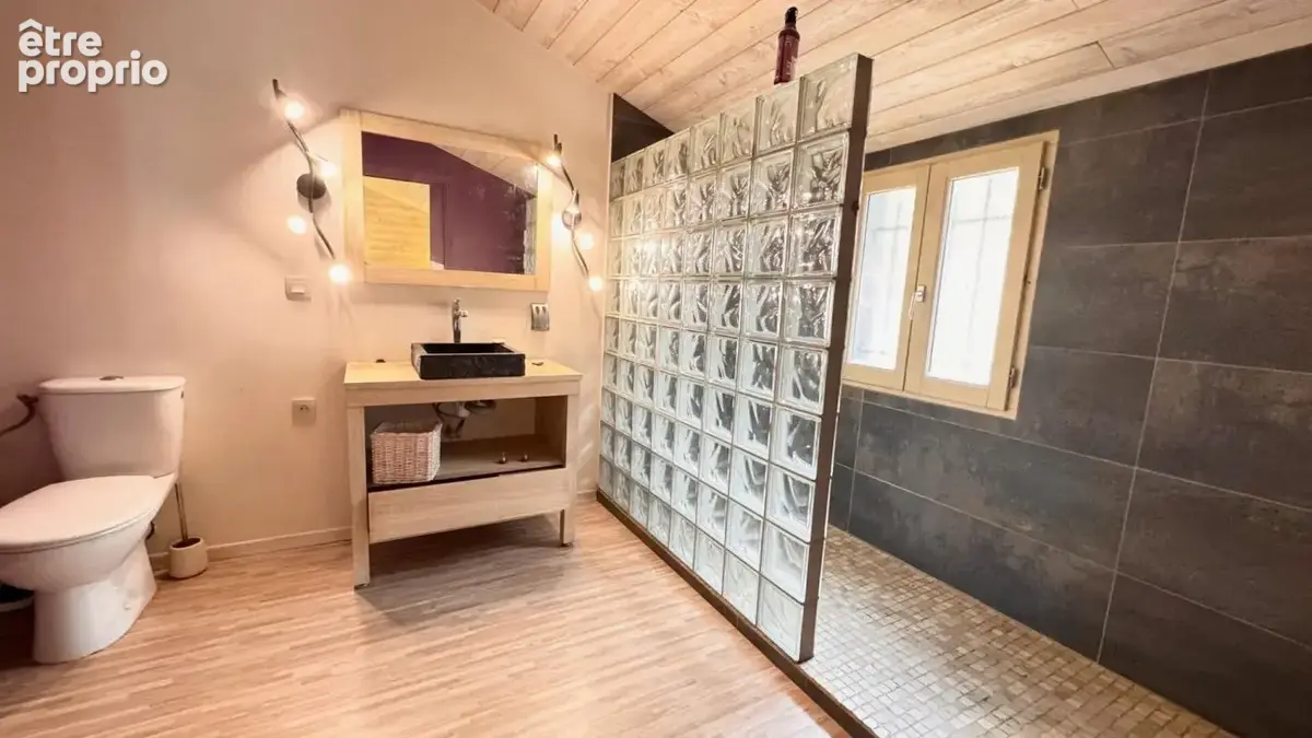 Villa bois en lisiere de forêt avec piscine et jacuzzi - photo 14
