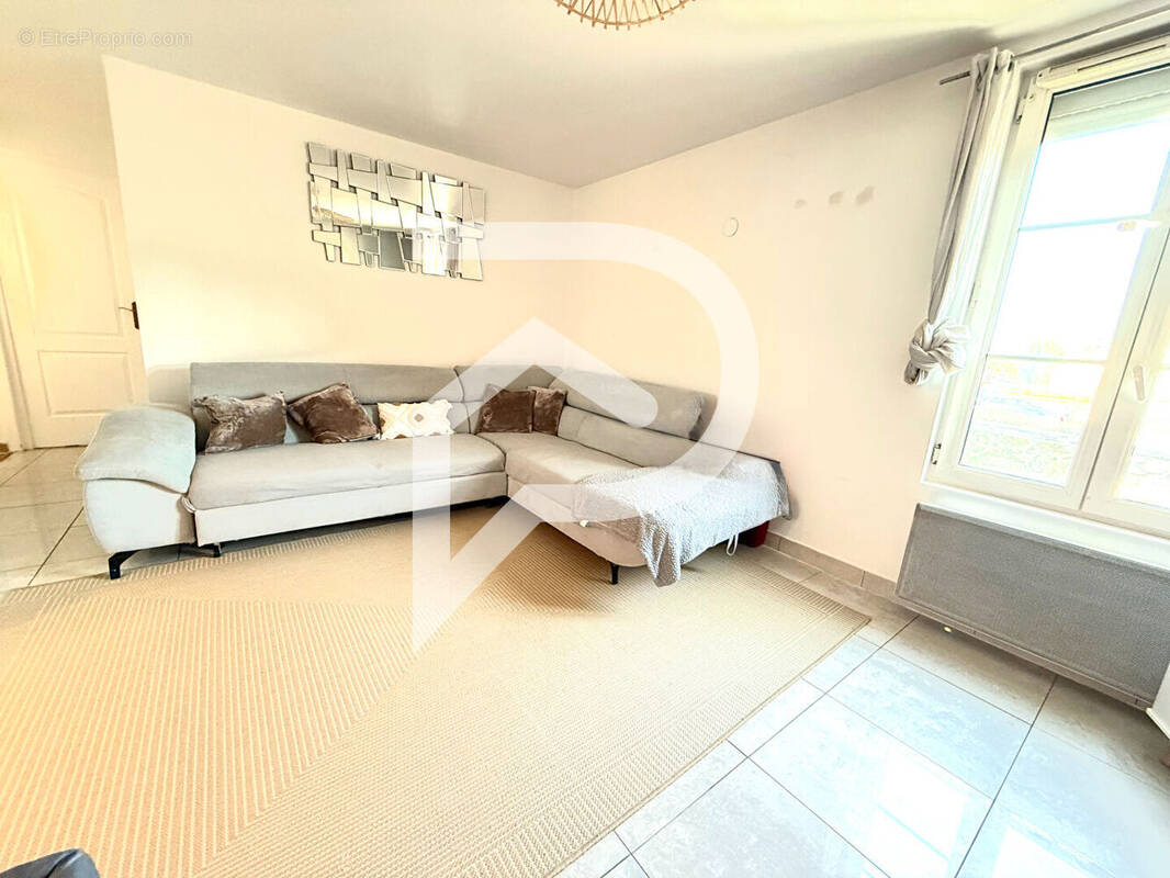 Appartement à MONTATAIRE
