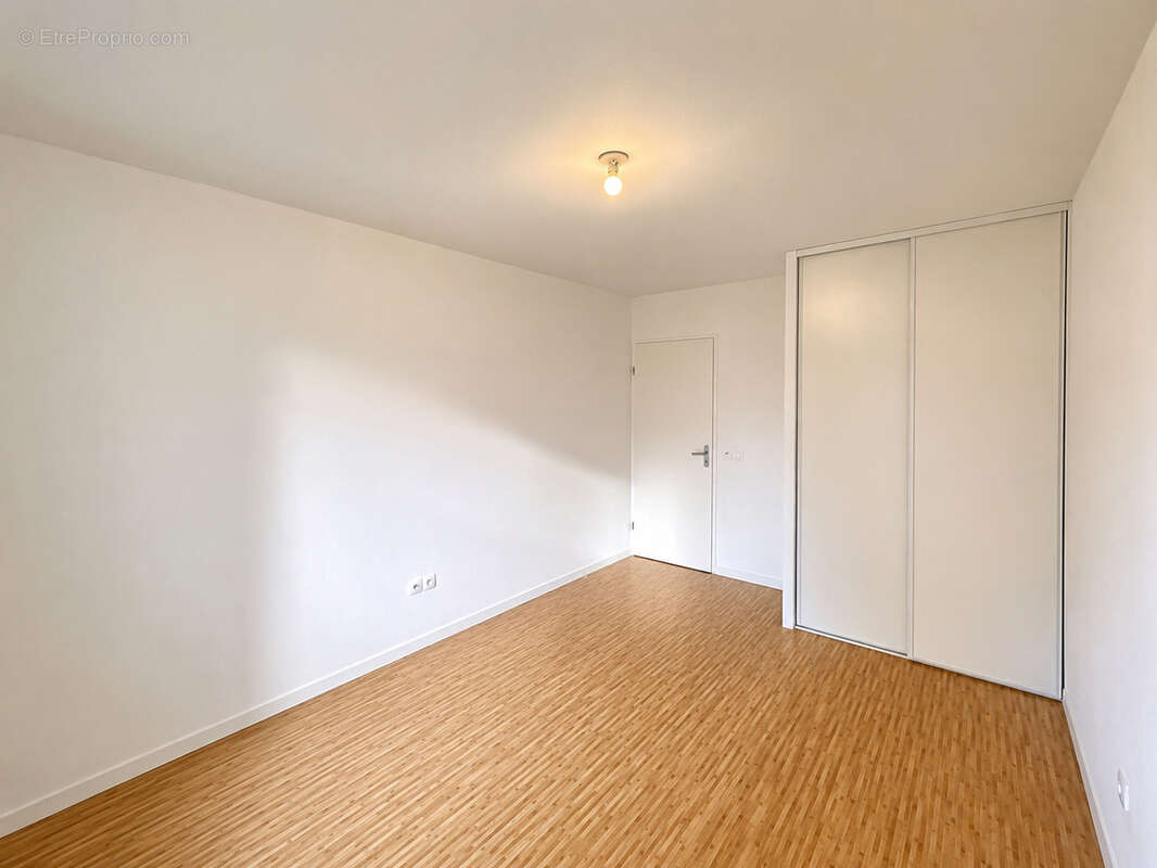 Appartement à YVRAC