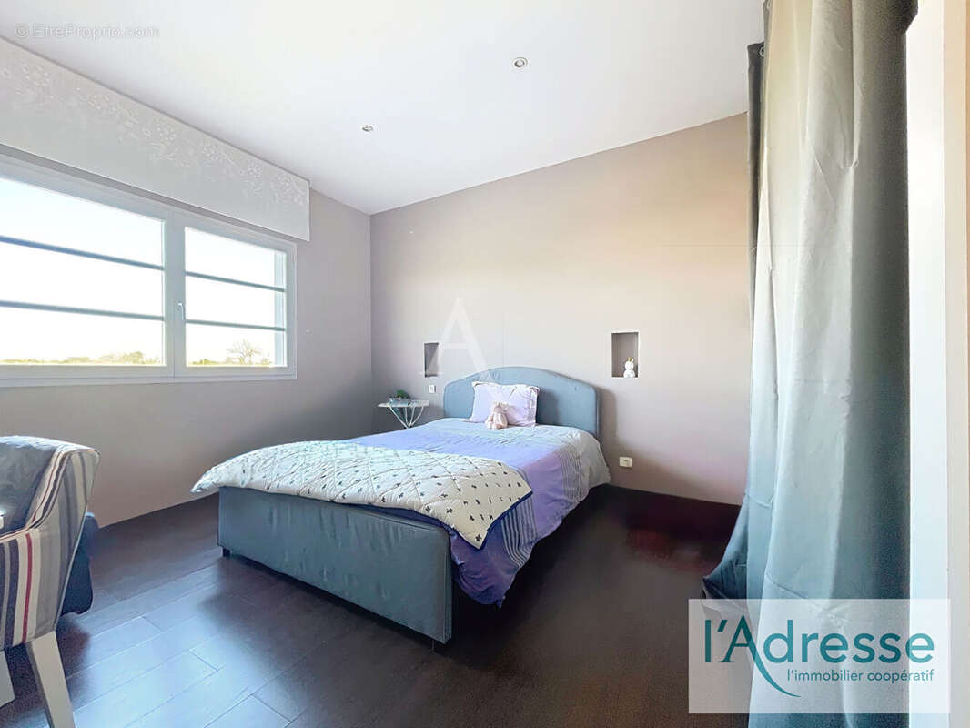 Maison Saint Alban 5 pièce(s) 211.32 m2 - photo 13
