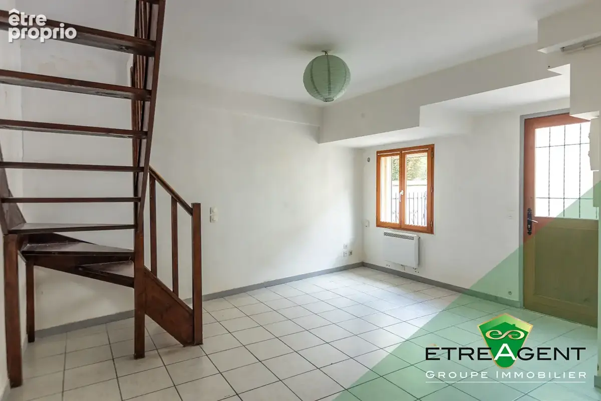 Ensemble immobilier avec commerce et trois logements indépendants - photo 14
