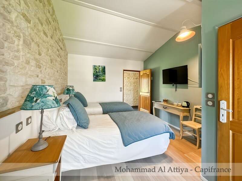 Magnifique propriété familiale avec gîte, studio et piscine à quelques minutes de La Rochelle (17) - photo 18