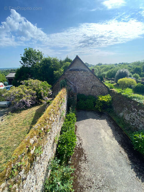 Maison à MONCONTOUR