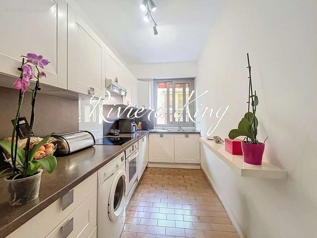 Appartement à BEAULIEU-SUR-MER
