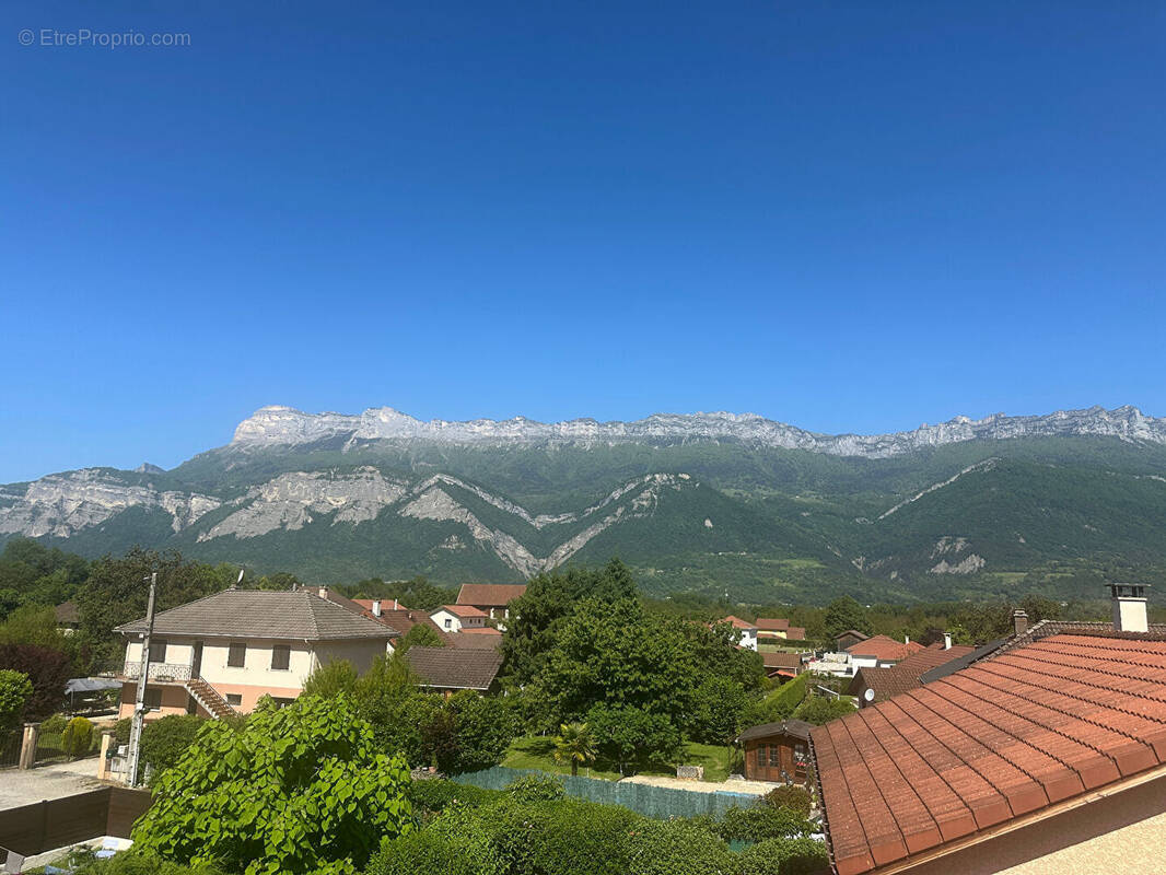 Appartement à TENCIN