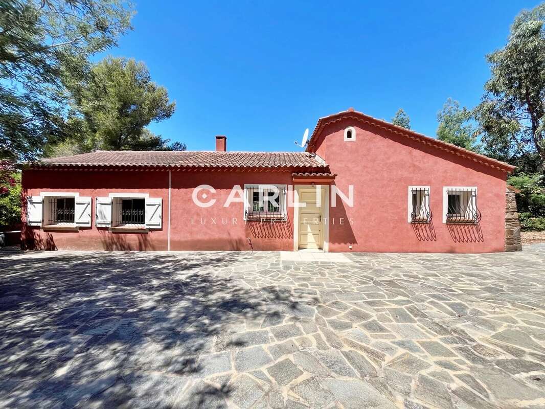 Maison à LA CROIX-VALMER